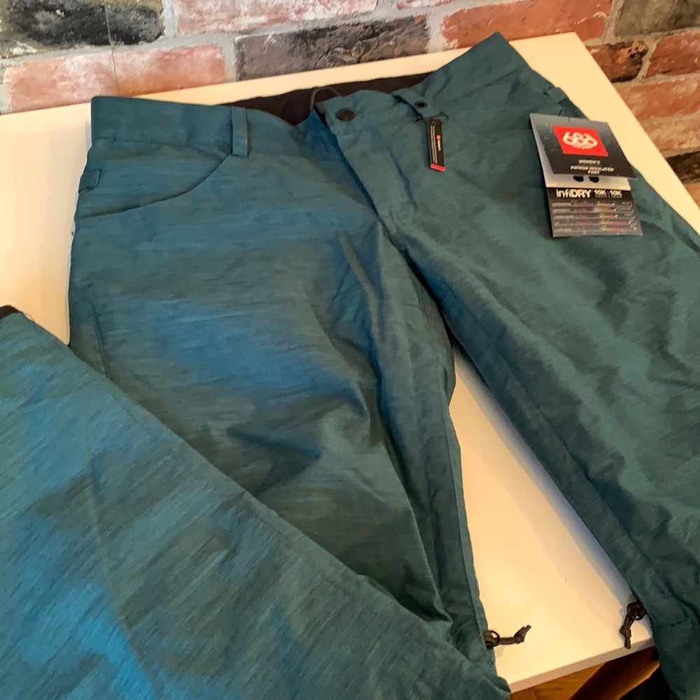 686 women’s snowboard pants
